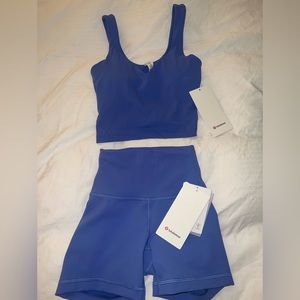 Lululemon workout set (available online only)